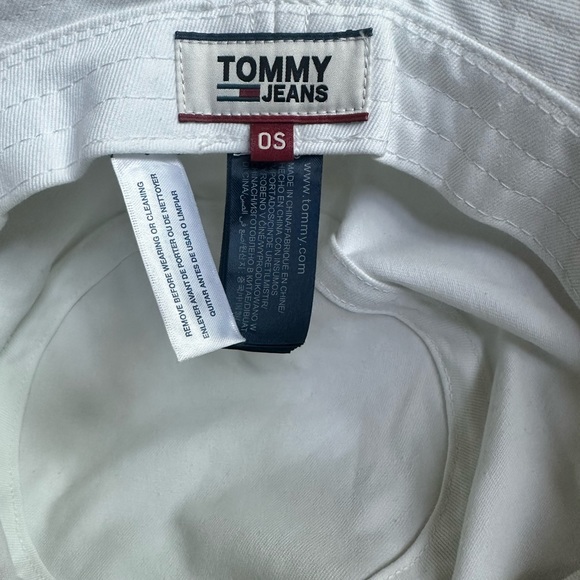 Tommy Hilfiger Bucket Hat - Picture 2 of 2